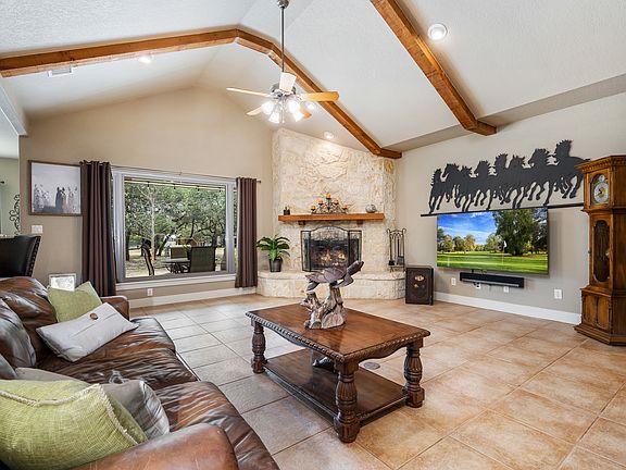 4th image of 5534 Arroyo Luis Dr