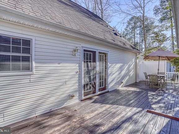 5th image of 38 Cedarwood Dr