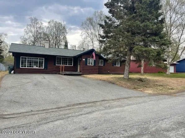 7033 Crawford St, Anchorage, AK 99502