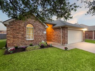 213 Arabian Rd, Waxahachie, TX 75165