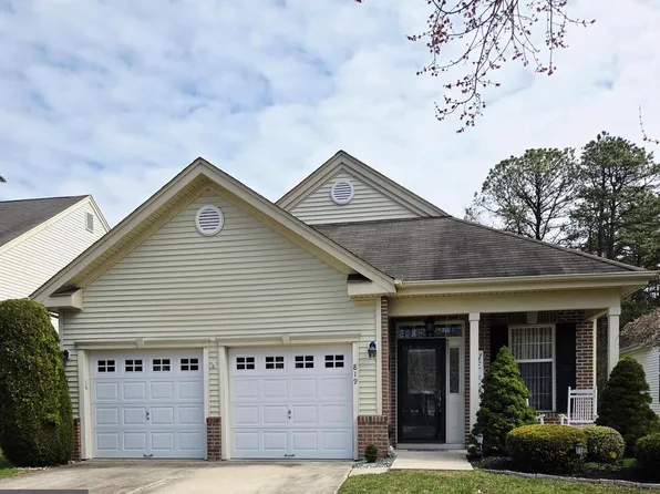 819 Westminster Dr N, Southampton, NJ 08088