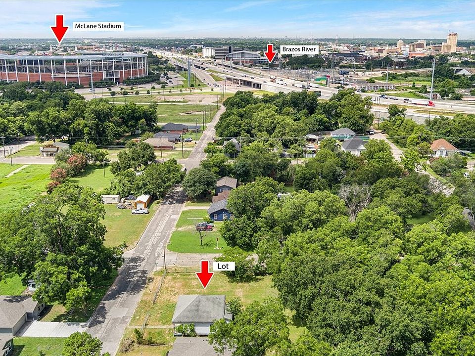2nd image of 1000 E Calhoun Ave