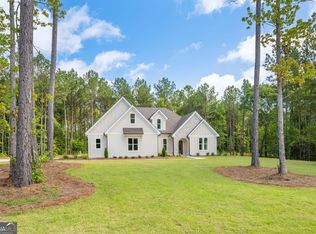 184 Flint Farms Dr, Concord, GA 30206