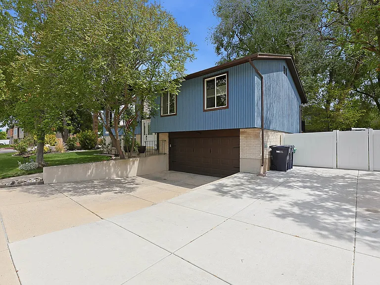 9107 S Peach Blossom Dr — Photo 18