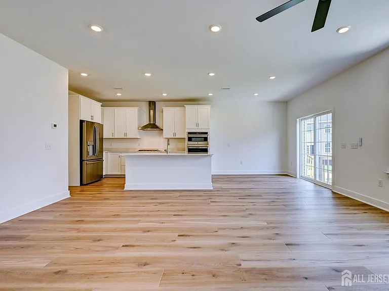 13 Griffin Ln — Photo 13