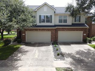 5334 Summit Hollow Dr, Houston, TX 77084