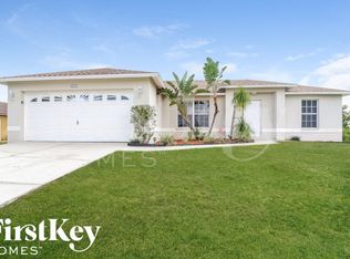 213 Rue Labonne Rd, Fort Myers, FL 33913