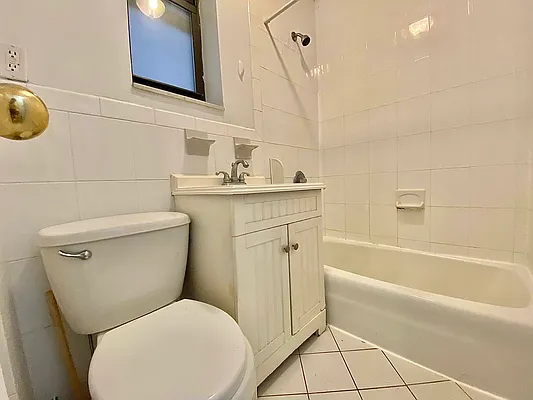 Rented by Oxford Property Group | media 5