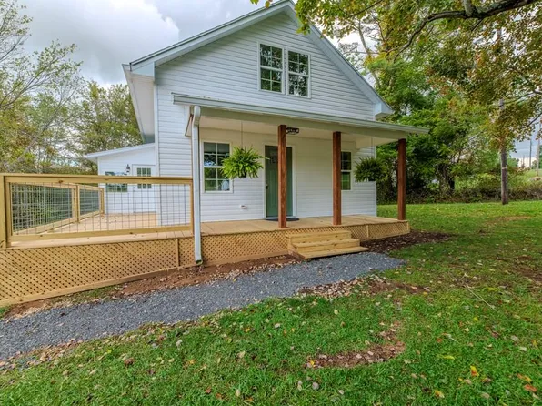 1759 Cranberry Rd, Woodlawn, VA 24381