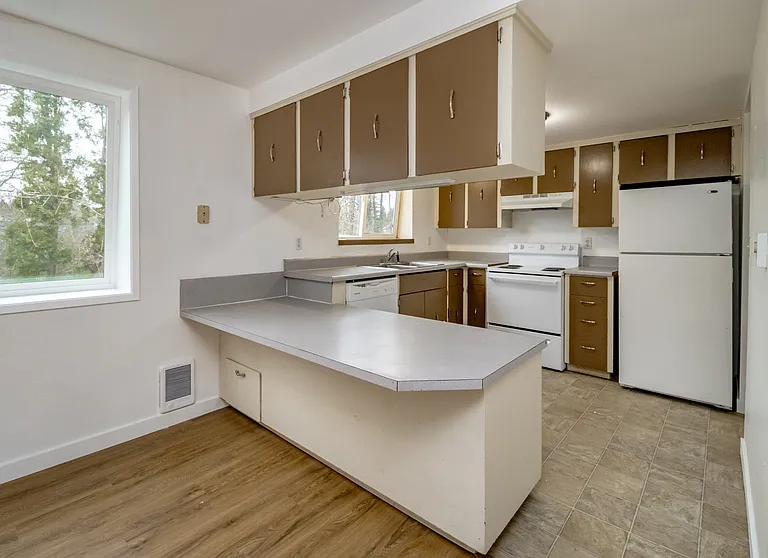 13314 86th Ave E #B — Photo 8