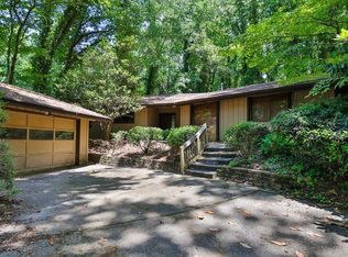 3215 Brookview Dr, Marietta, GA 30068