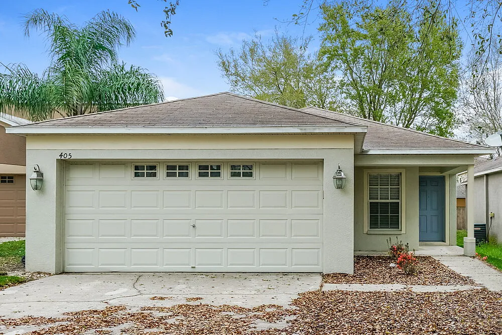 4 bed, 2.0 bath, 1509 sqft, $2,185 — Photo 1