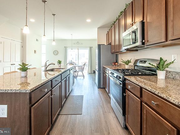 3rd image of 1509 Paige Pl
