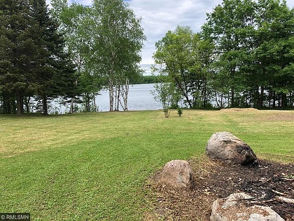 2nd image of 1848 Cozy Lodge Dr NE