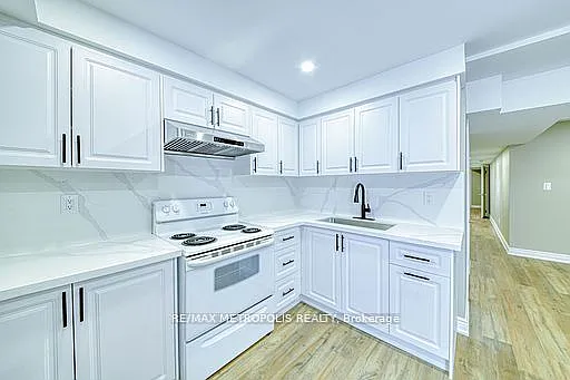 1201 Chateau Ct #BSMNT — Photo 8