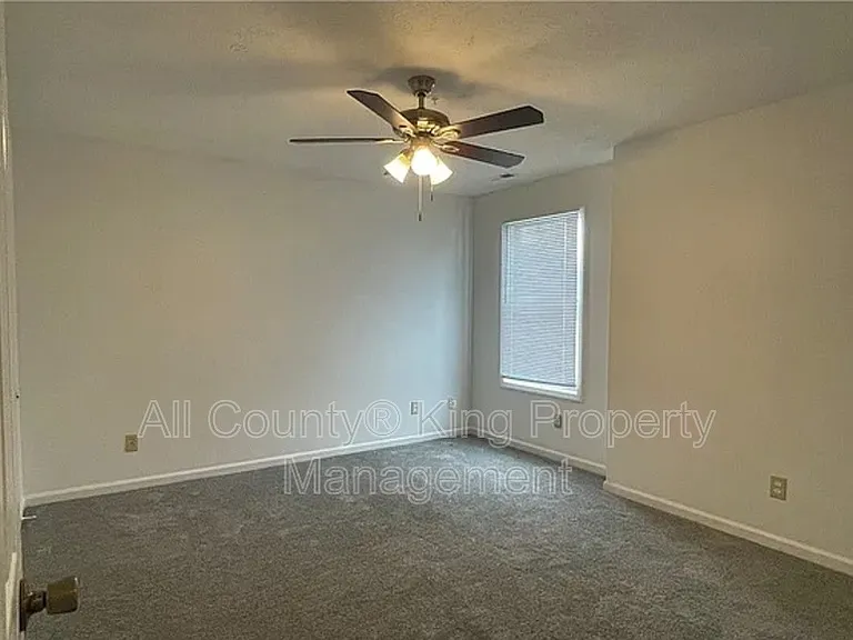 342 Waterdown Dr #10 — Photo 13