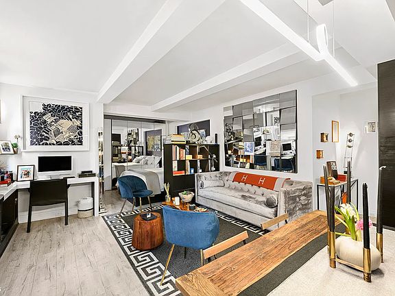 3rd image of 155 E 49th St #2F