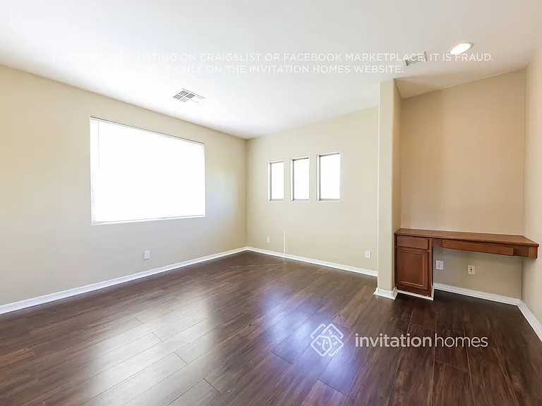 29357 N 67th Dr — Photo 14