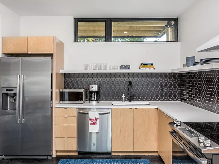123 Idlewild Ave #101 — Photo 15
