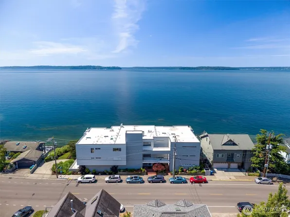 4163 Beach Drive SW #102, Seattle, WA 98116