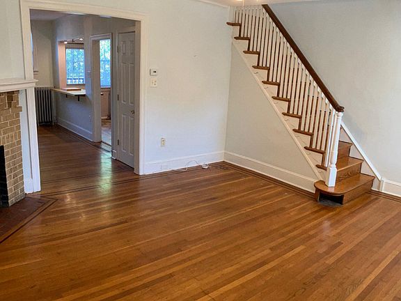 2nd image of 366 E Sharpnack St
