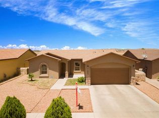 1045 Chris Forbes, Socorro, TX 79927