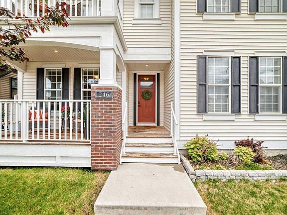 3rd image of 246 SE Cooperswood Grn SW