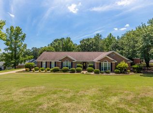 100 Day Lake Dr, Midland, GA 31820