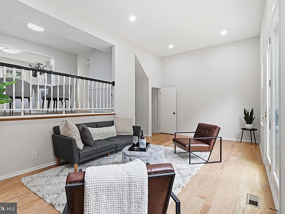 2nd image of 8398 Uxbridge Ct