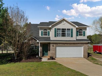 63 Laurel Wood Dr, Smiths Station, AL, 36877