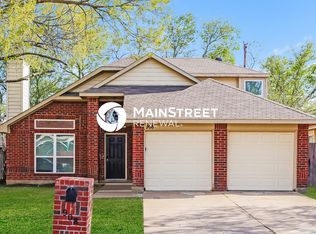 908 Galaxy Dr, Arlington, TX 76001