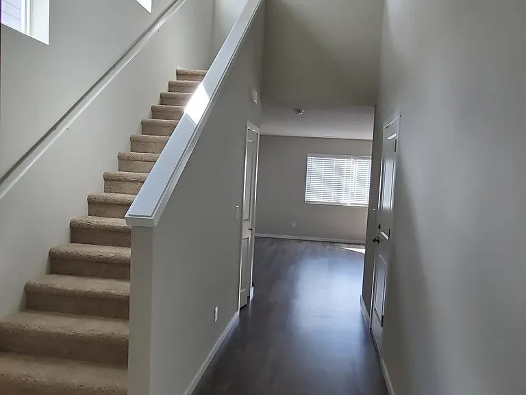 6915 Sweetgum Ave NE — Photo 32