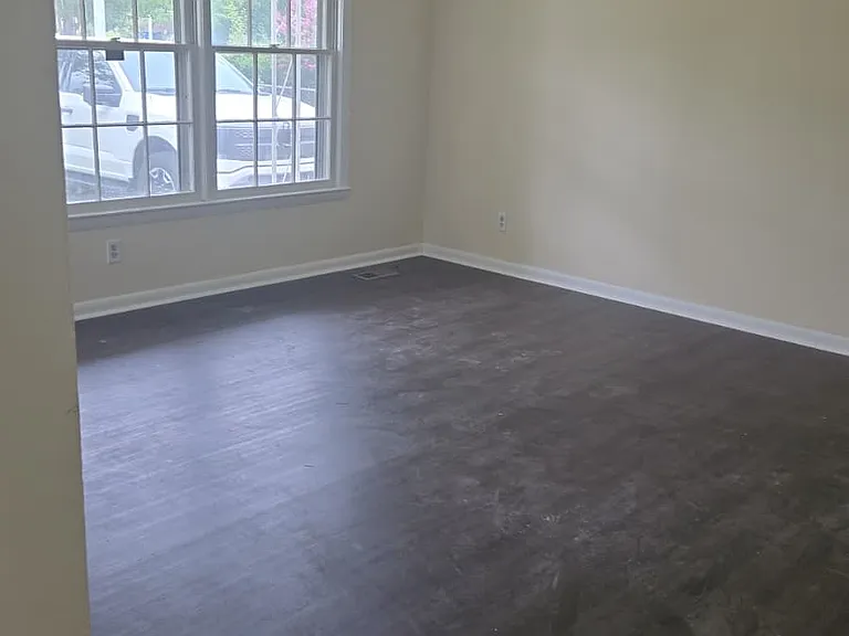 703 Zircon Ct — Photo 1