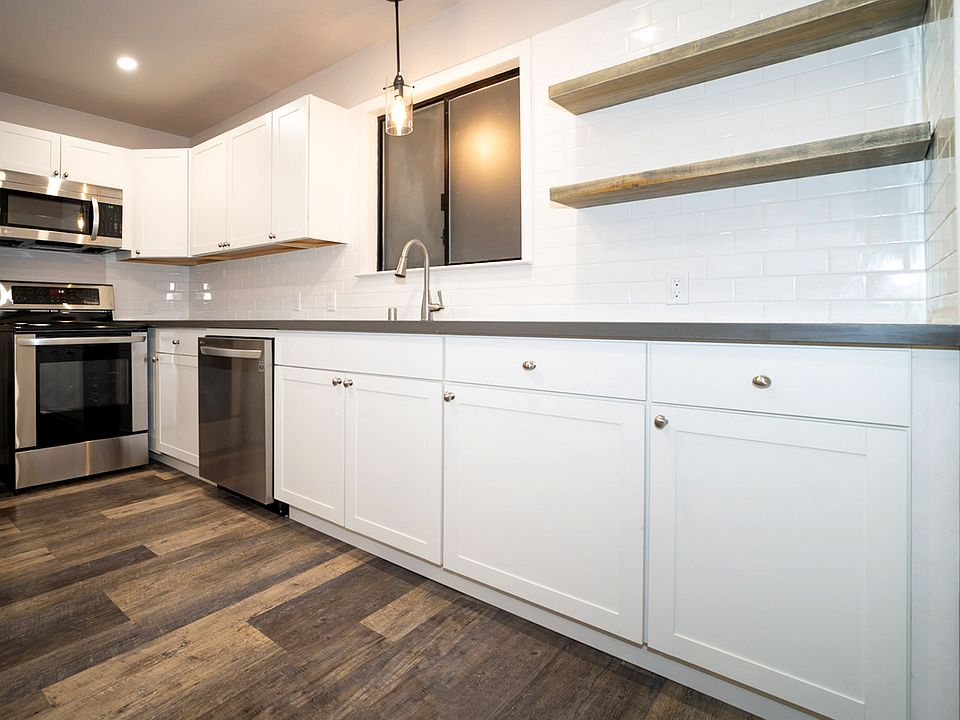 1st image of 3258 Strevel Way