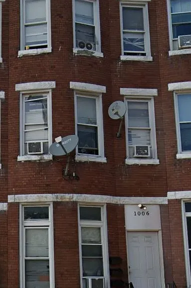 1006 E North Ave — Photo 1