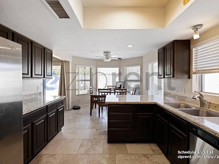 3858 E Dahlia Dr — Photo 9