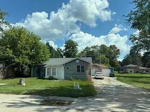 36891 N Carol Ln photo 1