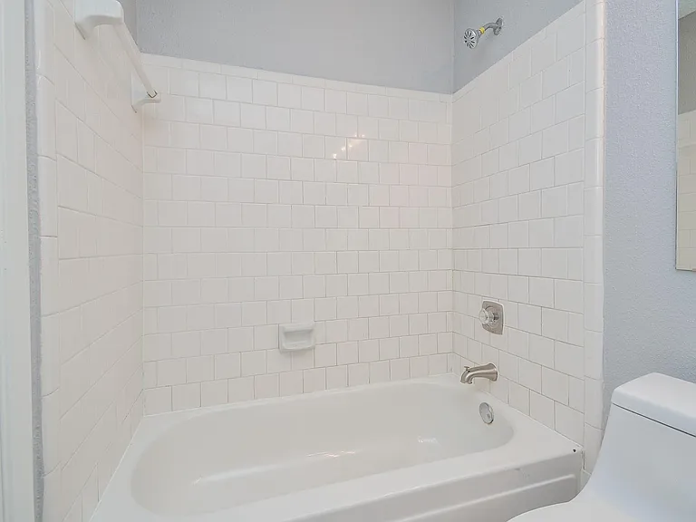3911 Issacks Way — Photo 14
