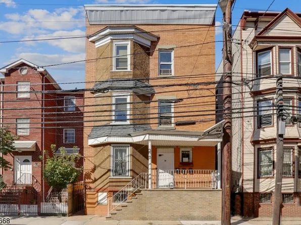 35 Norfolk St, Newark, NJ 07103