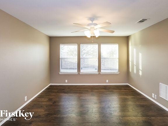 3rd image of 2600 Avenel Ct