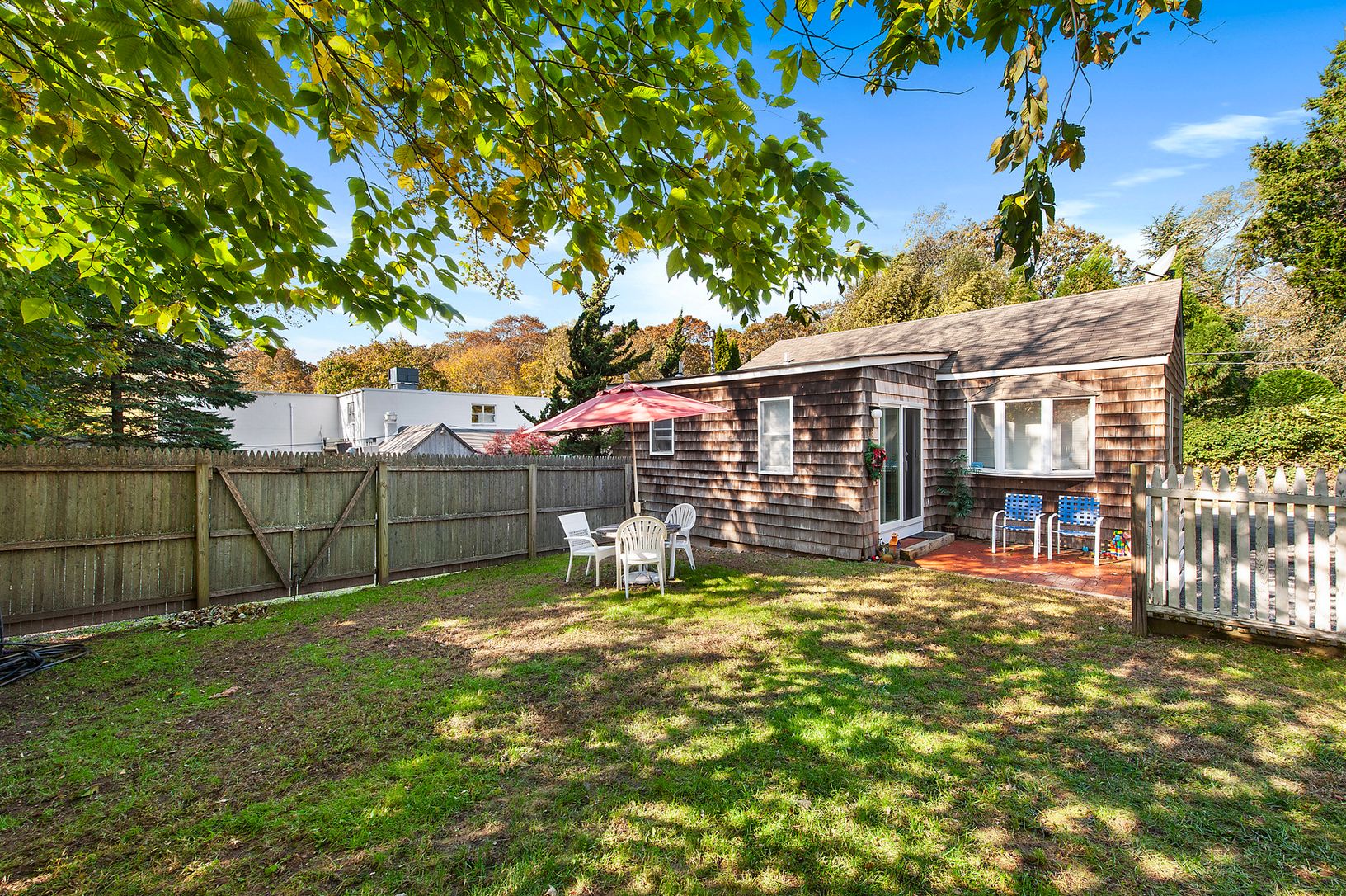 2 bedroom 2 bath house on premise