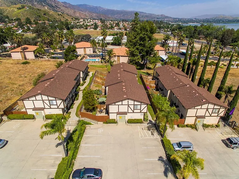 33091 Santa Rosa Dr — Photo 17
