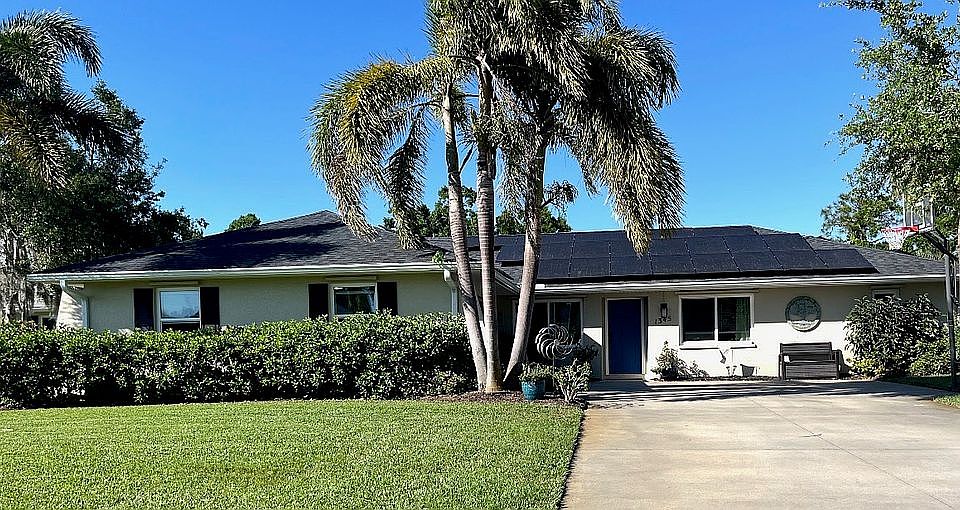 1st image of 1345 Brookside Dr