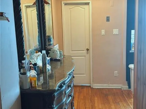 3165 Nostrand Avenue image 8 of 18