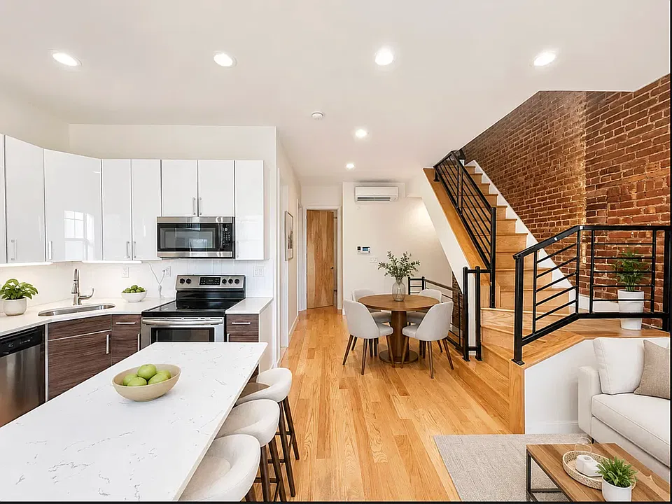 34 Lawton St #3D