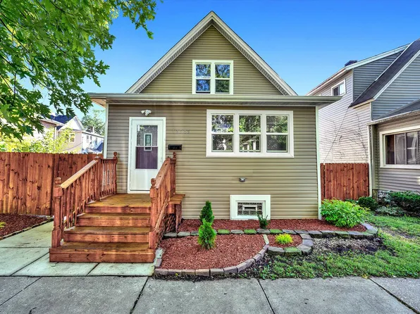 12545 Ann St, Blue Island, IL 60406