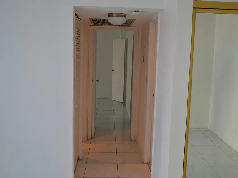 200 172nd St #409 — Photo 5