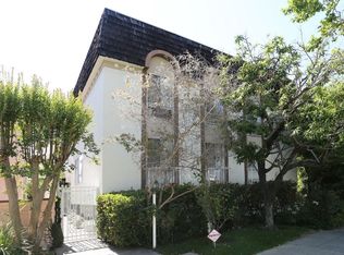 435 S Maple Dr APT 3, Beverly Hills, CA 90212