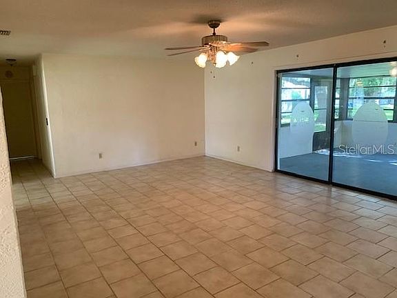 5th image of 2329 Sabal Palm Dr