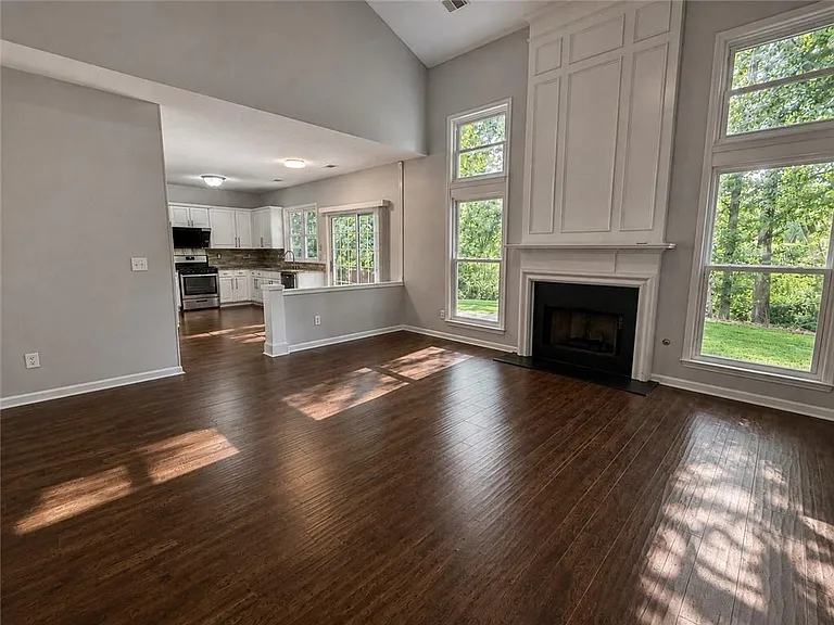 535 Arncliffe Ct — Photo 10